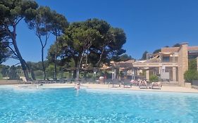 Appartement Sur Golf De L'Isle-Sur-La-Sorgue